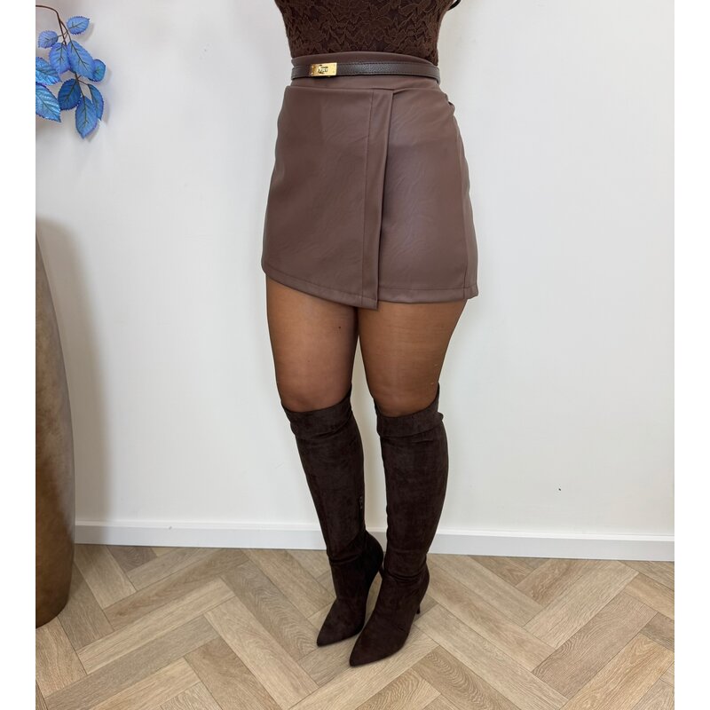 Basic skort leder choco