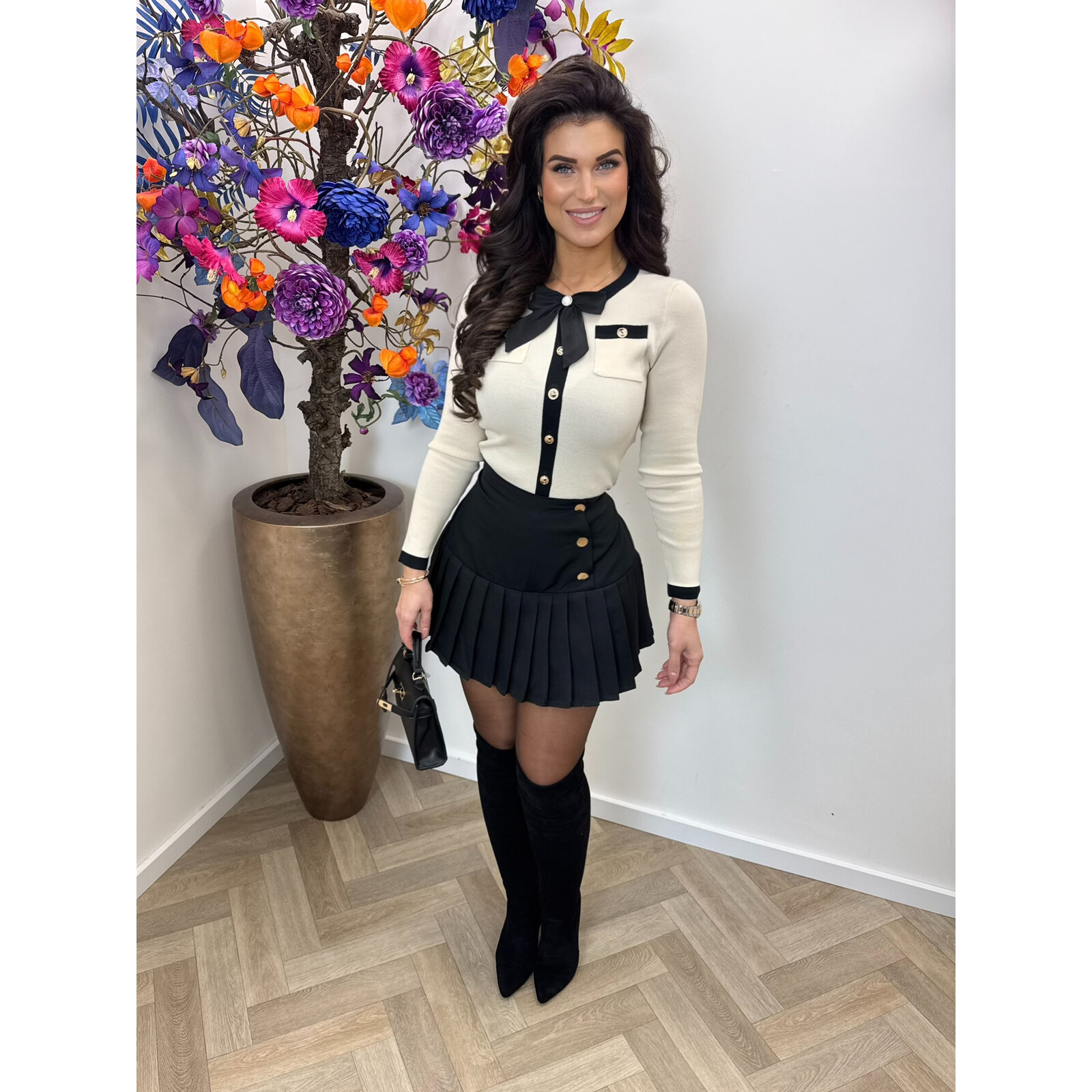 Top Bow Button DZ93754  Beige