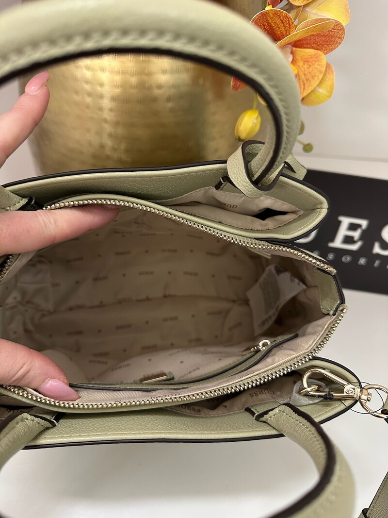 Satchel Bag Isola Sage Green Guess 1141