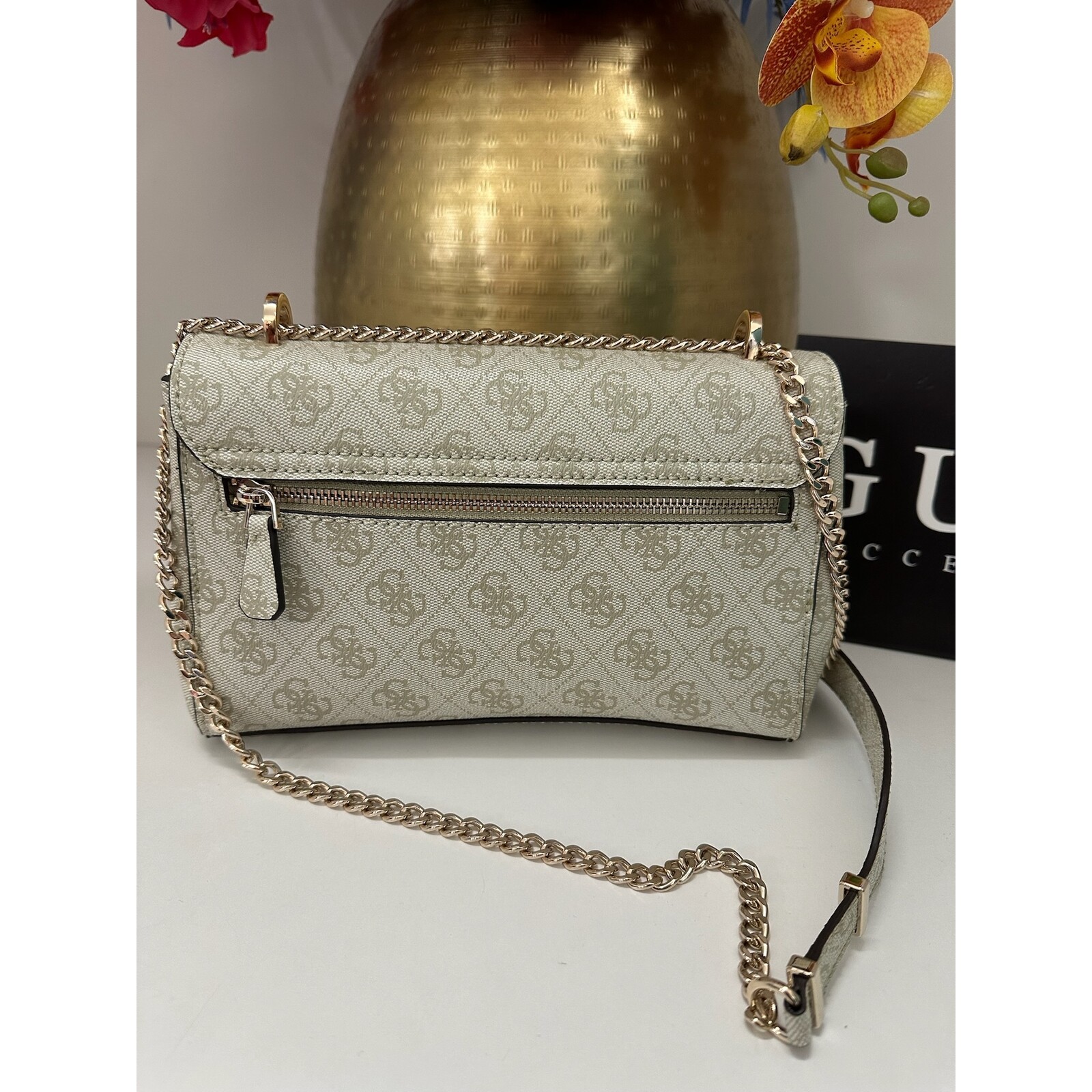 Guess Flap Bag Leona Sage Logo Guess 1129