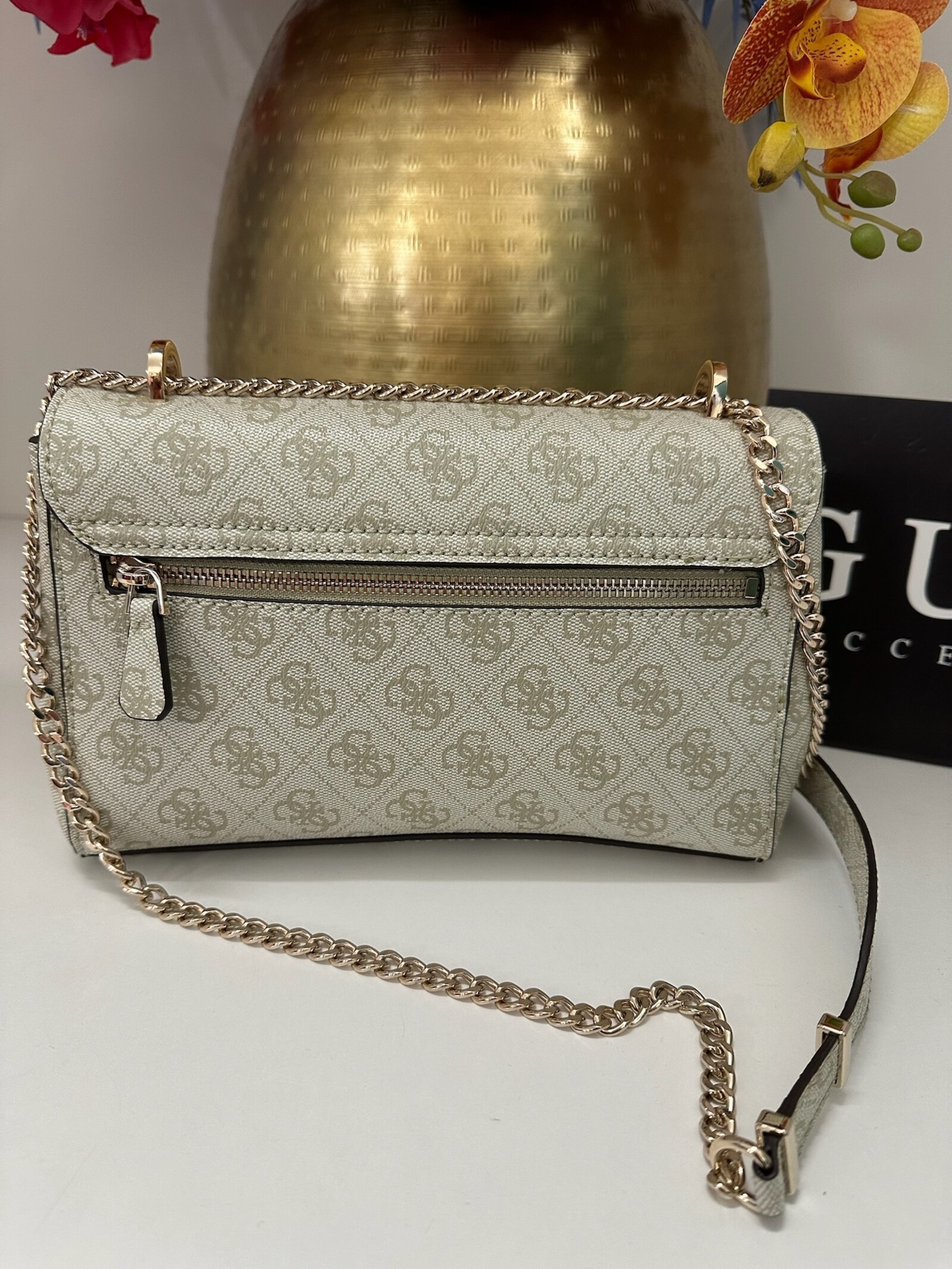 Guess Flap Bag Leona Sage Logo Guess 1129
