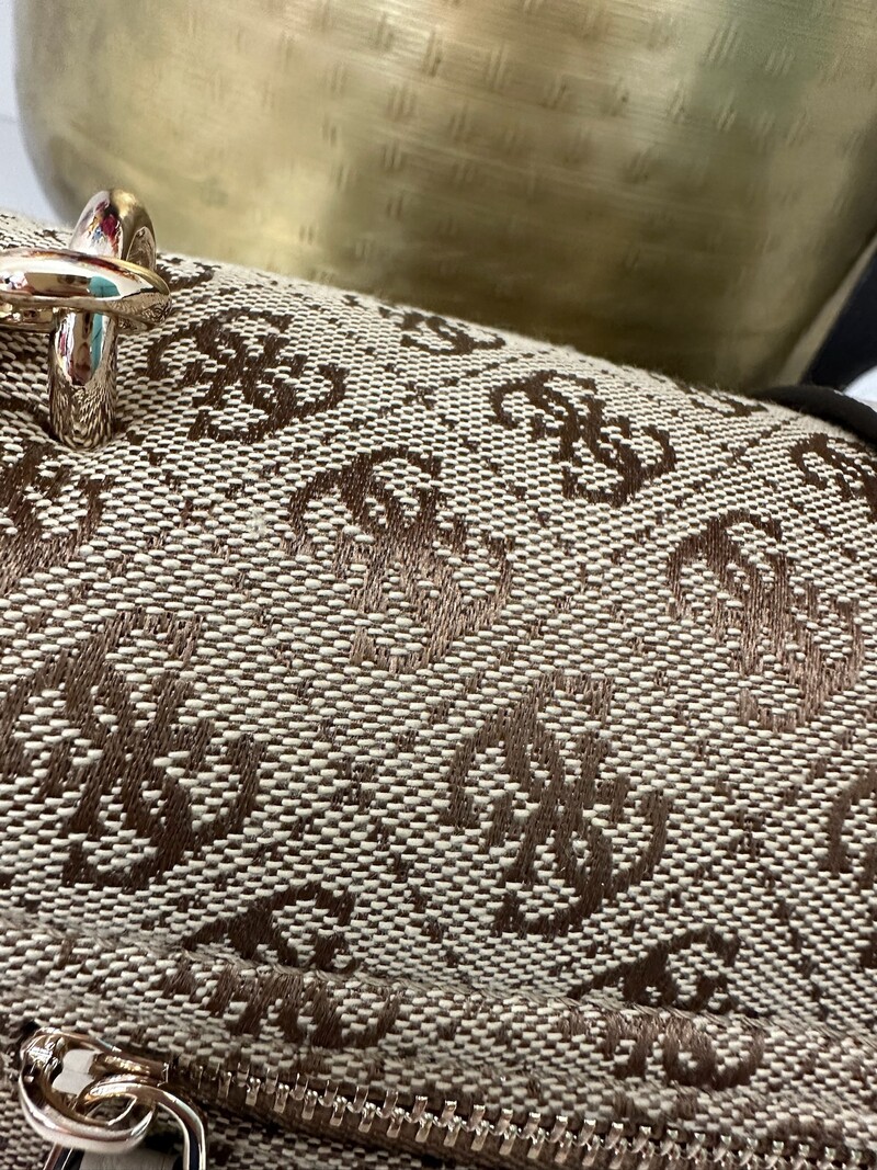 Crossbody Flap Bag Jessa Latte Logo Guess 1157