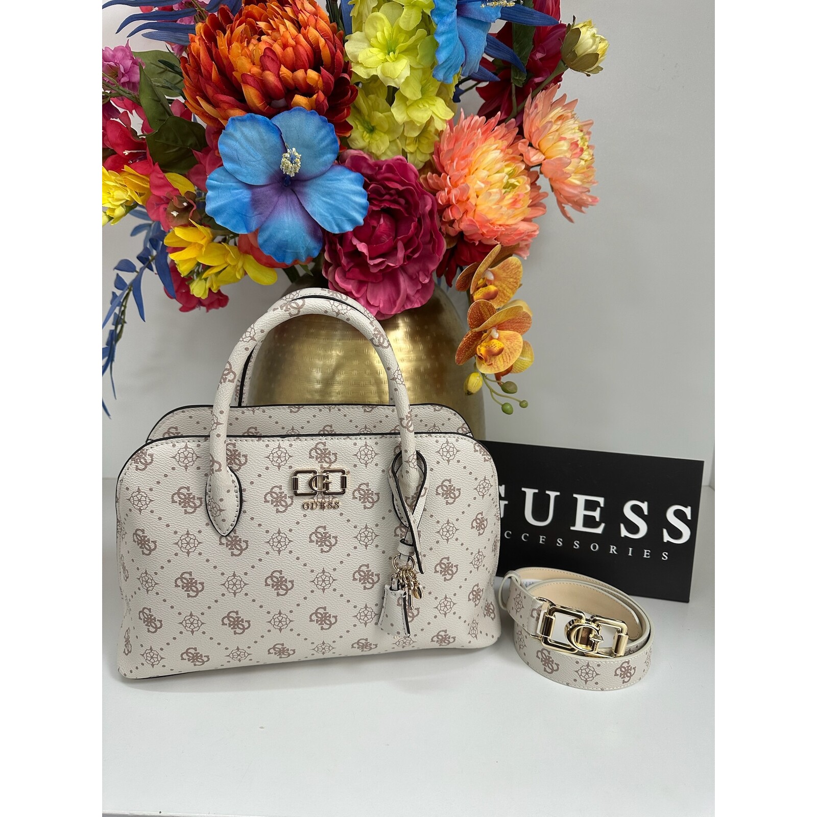 Guess Satchel Bag Emelie Vanilla Logo Guess 1151