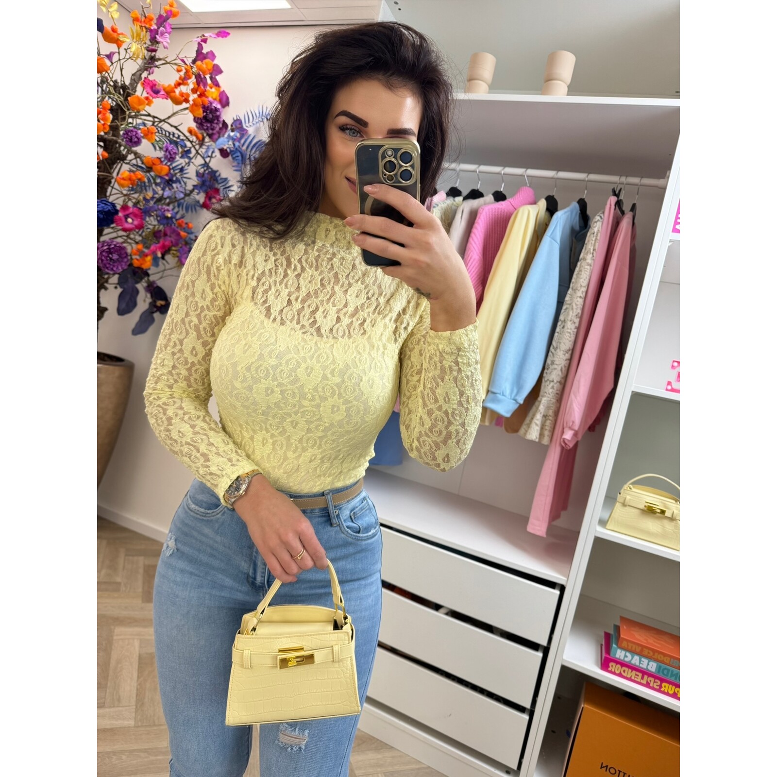 Top Lace high neck Yellow