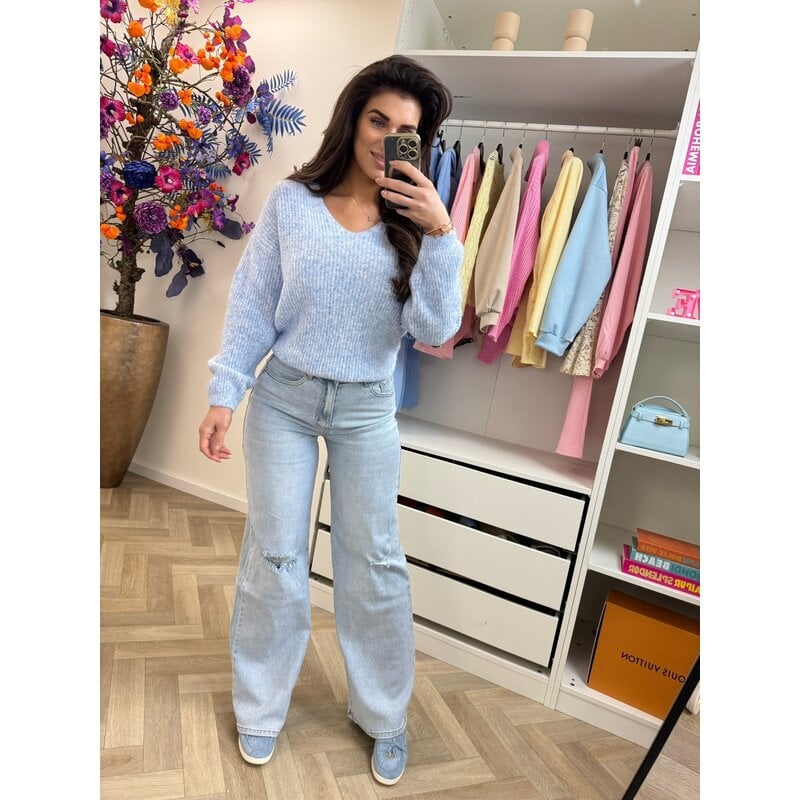 Sweater Paris v-hals Light Blue