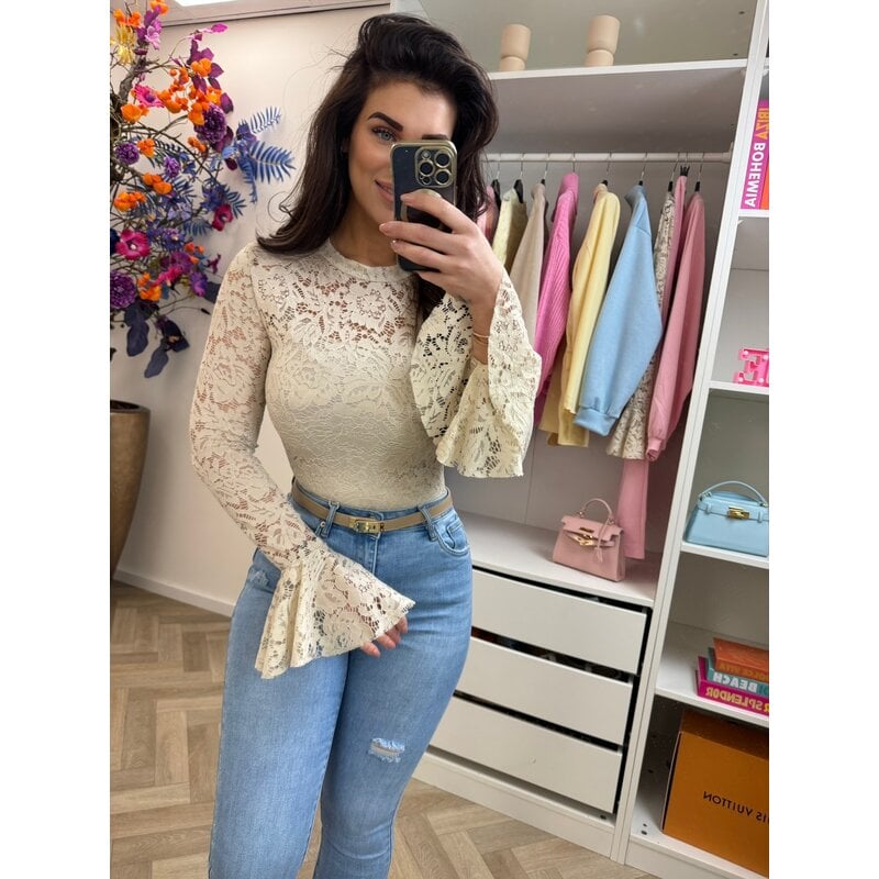 Top Lace flair mouw Beige