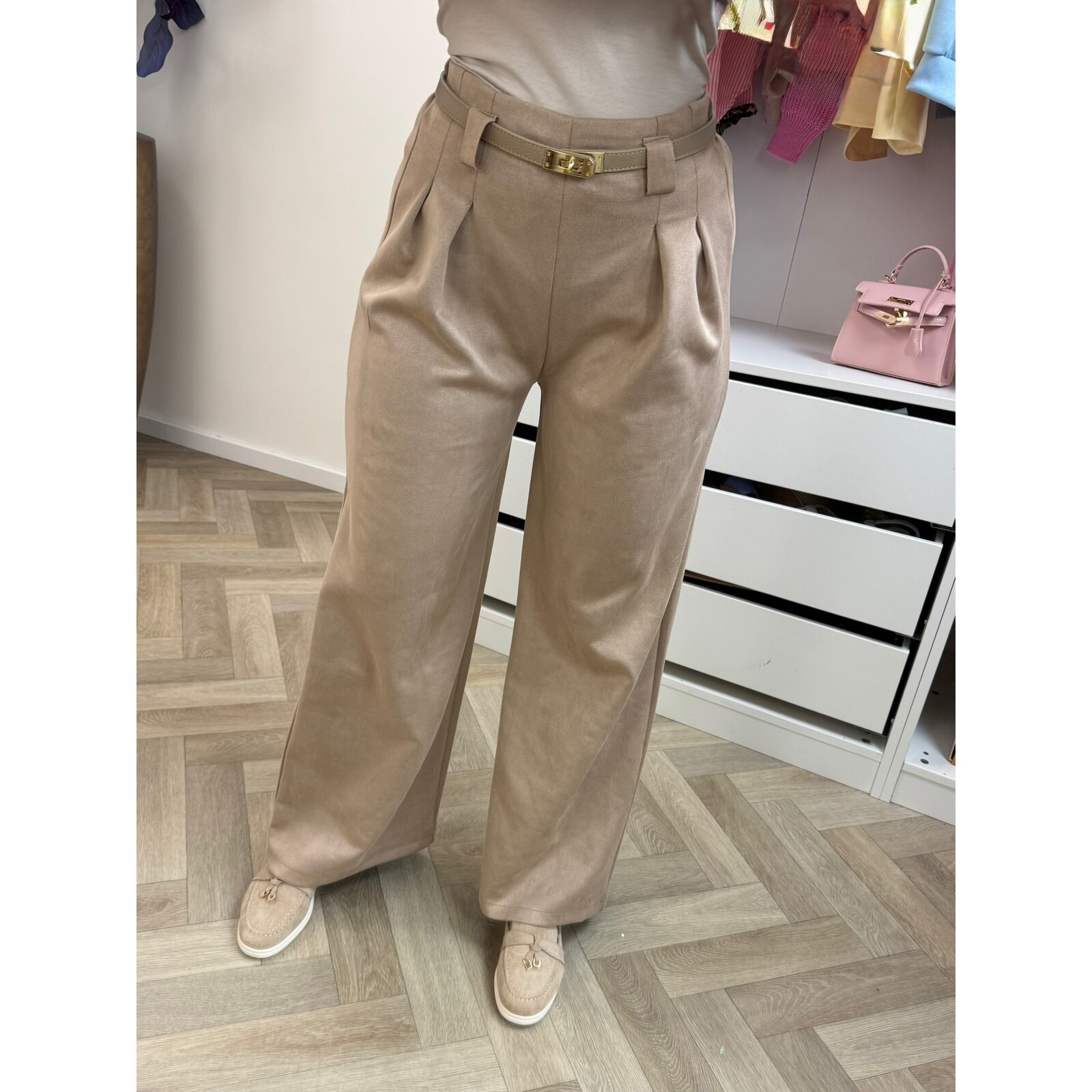 Pants suede with belt Camel