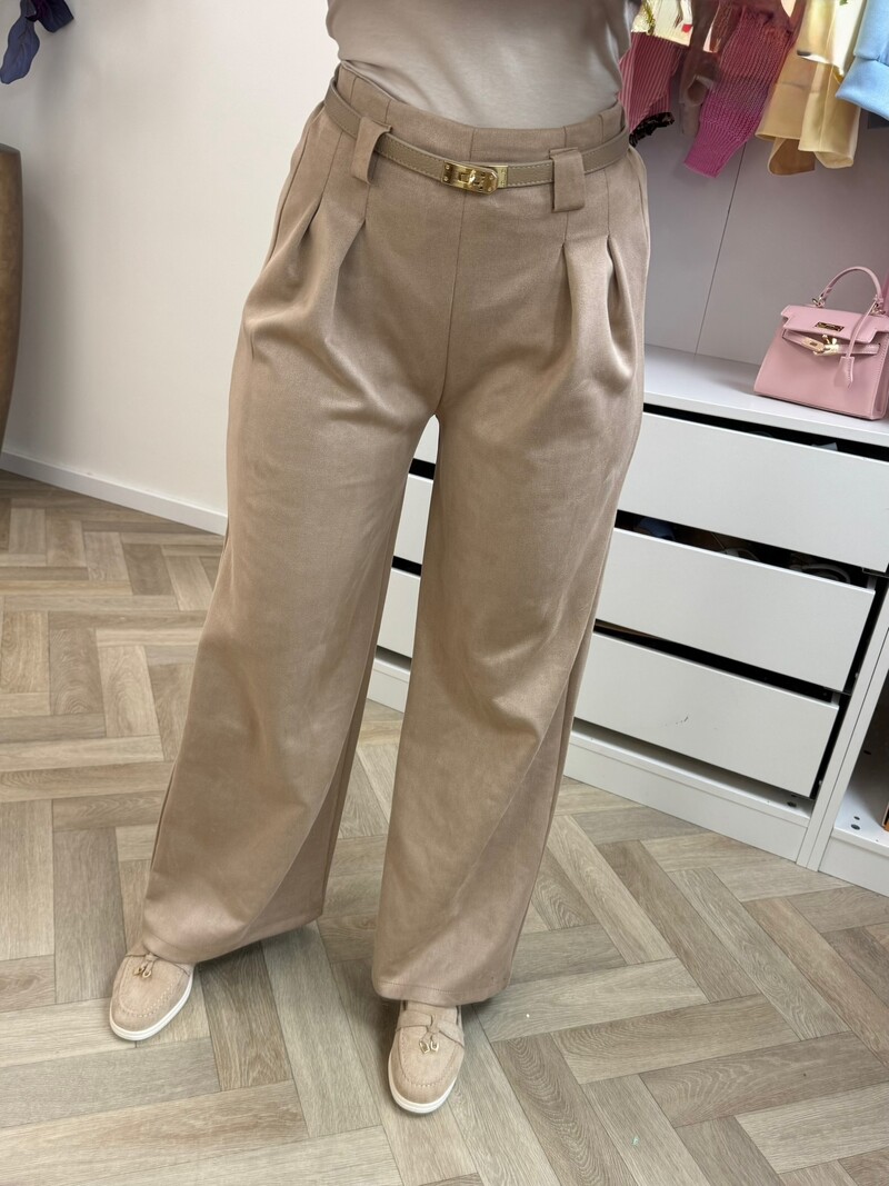 Pants suede with belt Camel