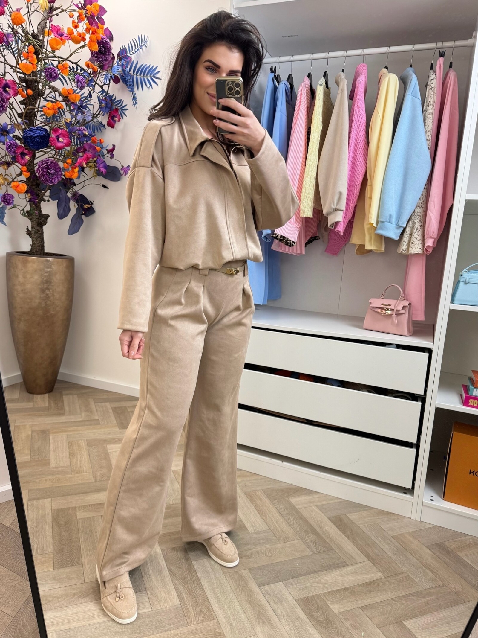 Pants suede with belt Camel