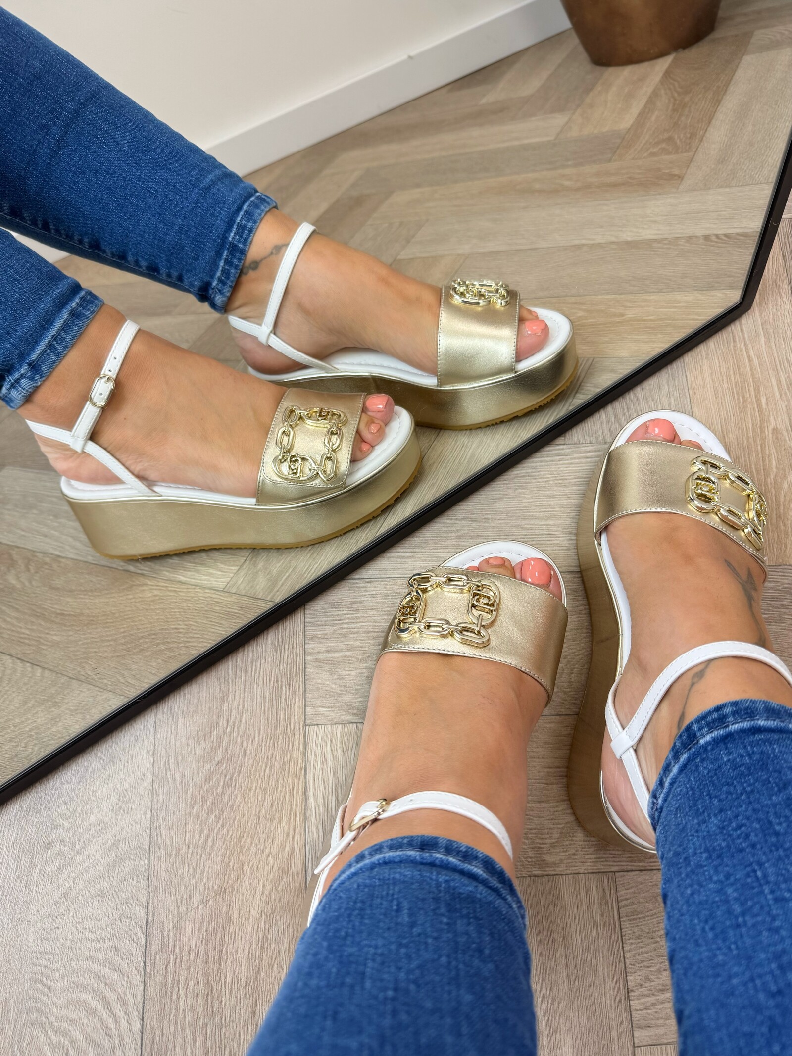 Liu-Jo Sandal Flo Calf Leather Gold Liu Jo 1878