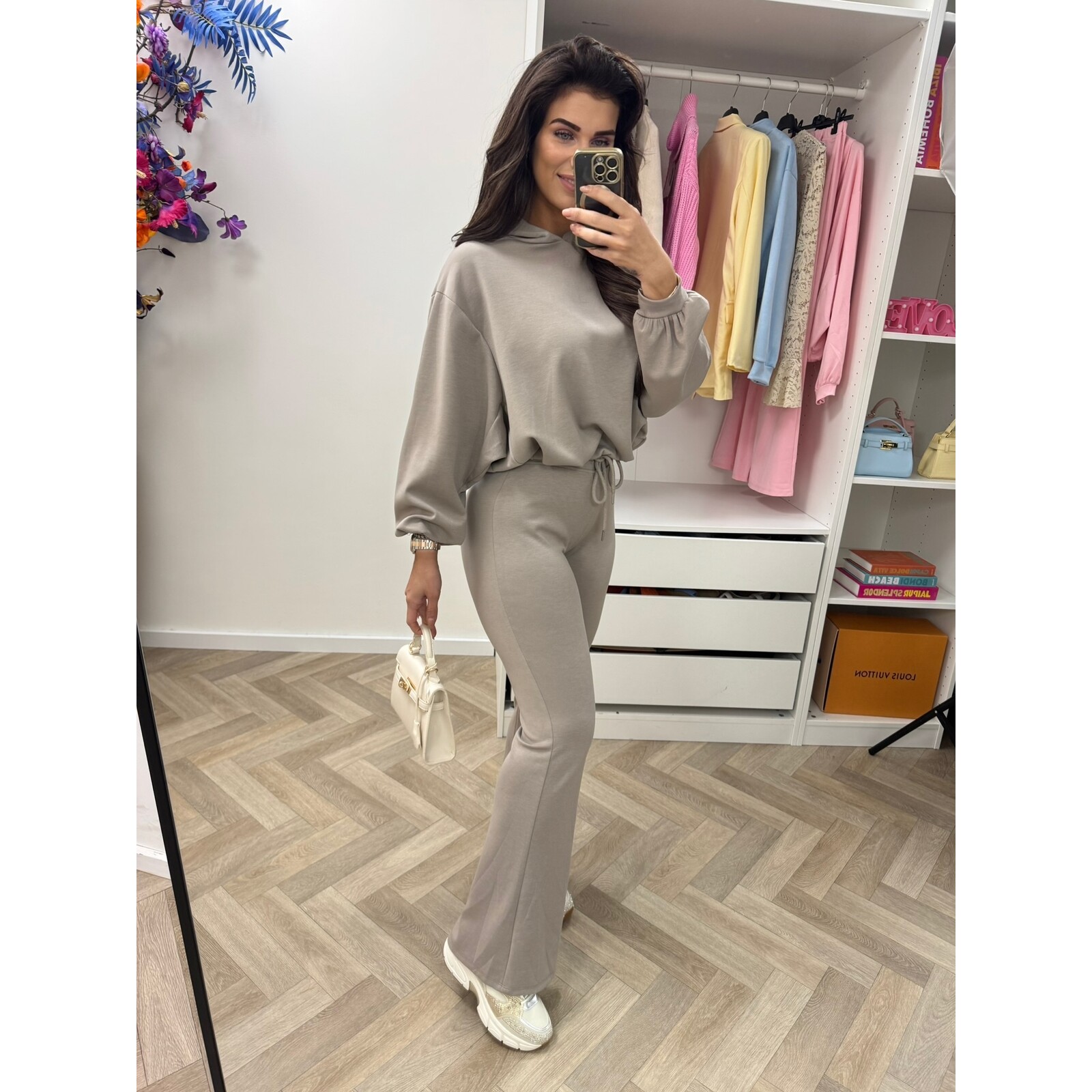 2 Delig joggingspak Basic Flair  Taupe