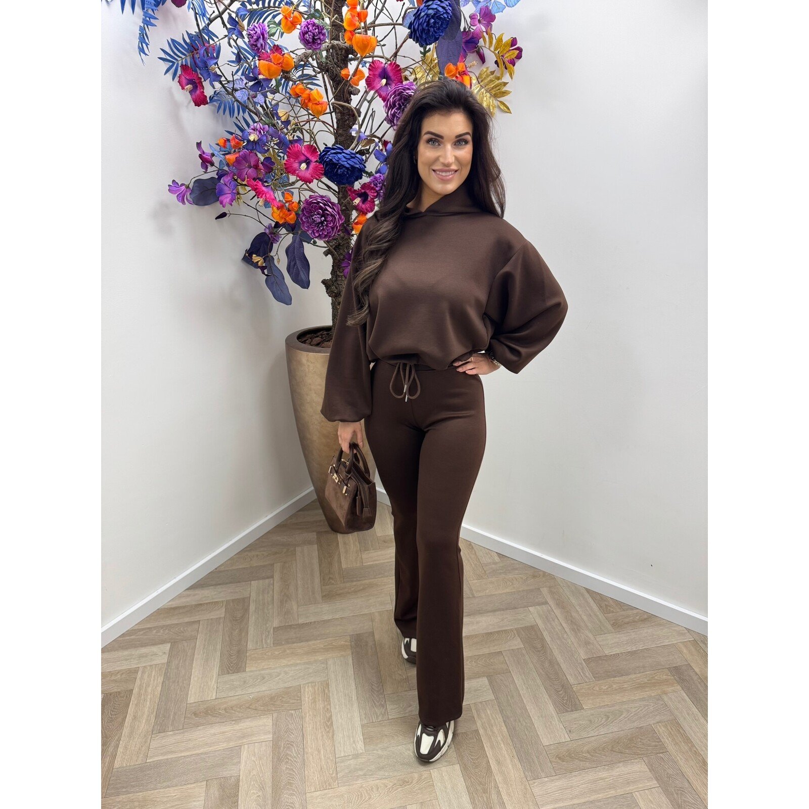 2 Delig joggingspak Basic Flair Choco