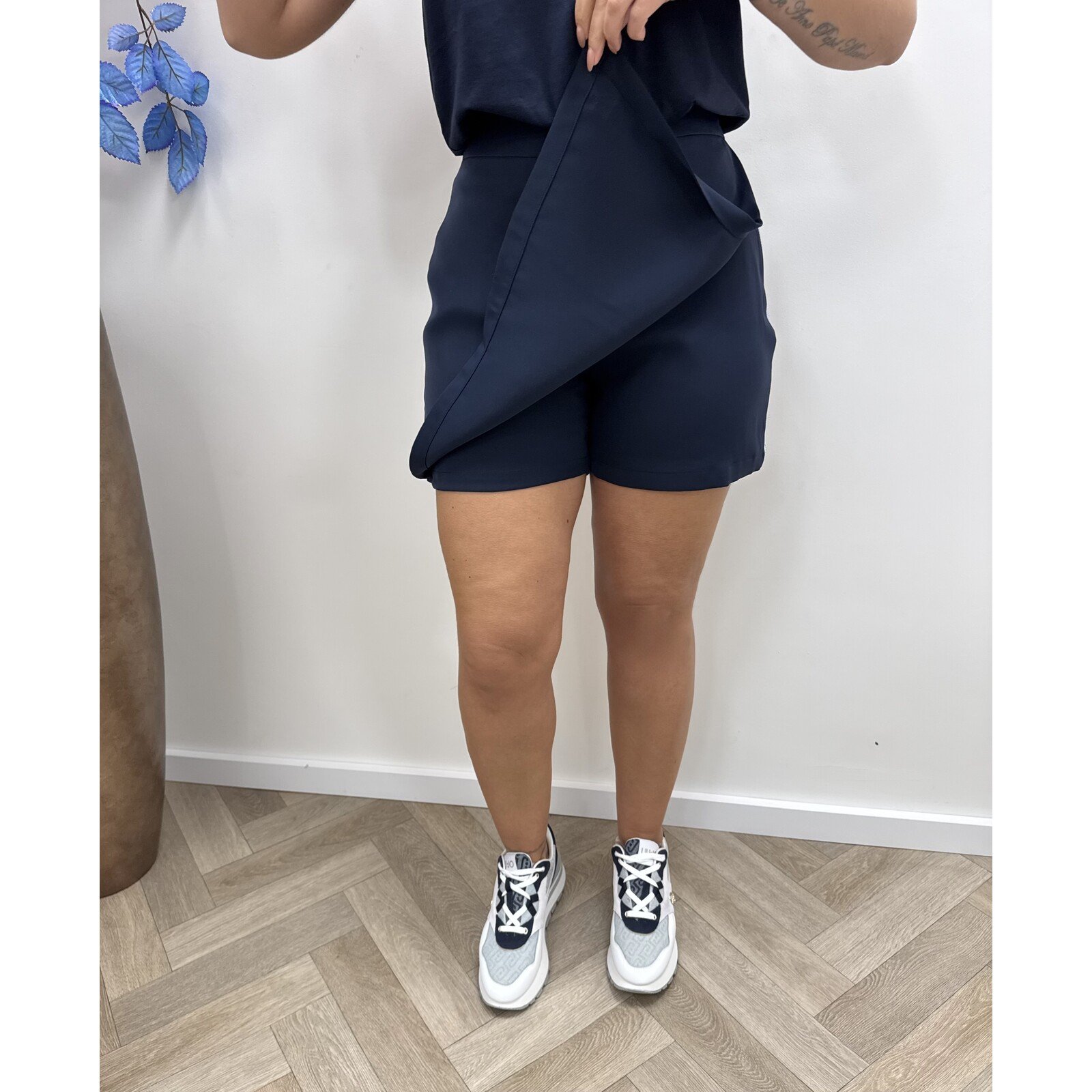 Guess Skort Circe Wrap Navy Guess 1136