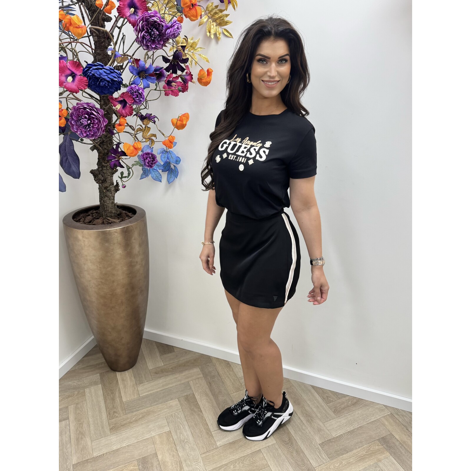 Guess T-shirt Agnes Black Guess 1109