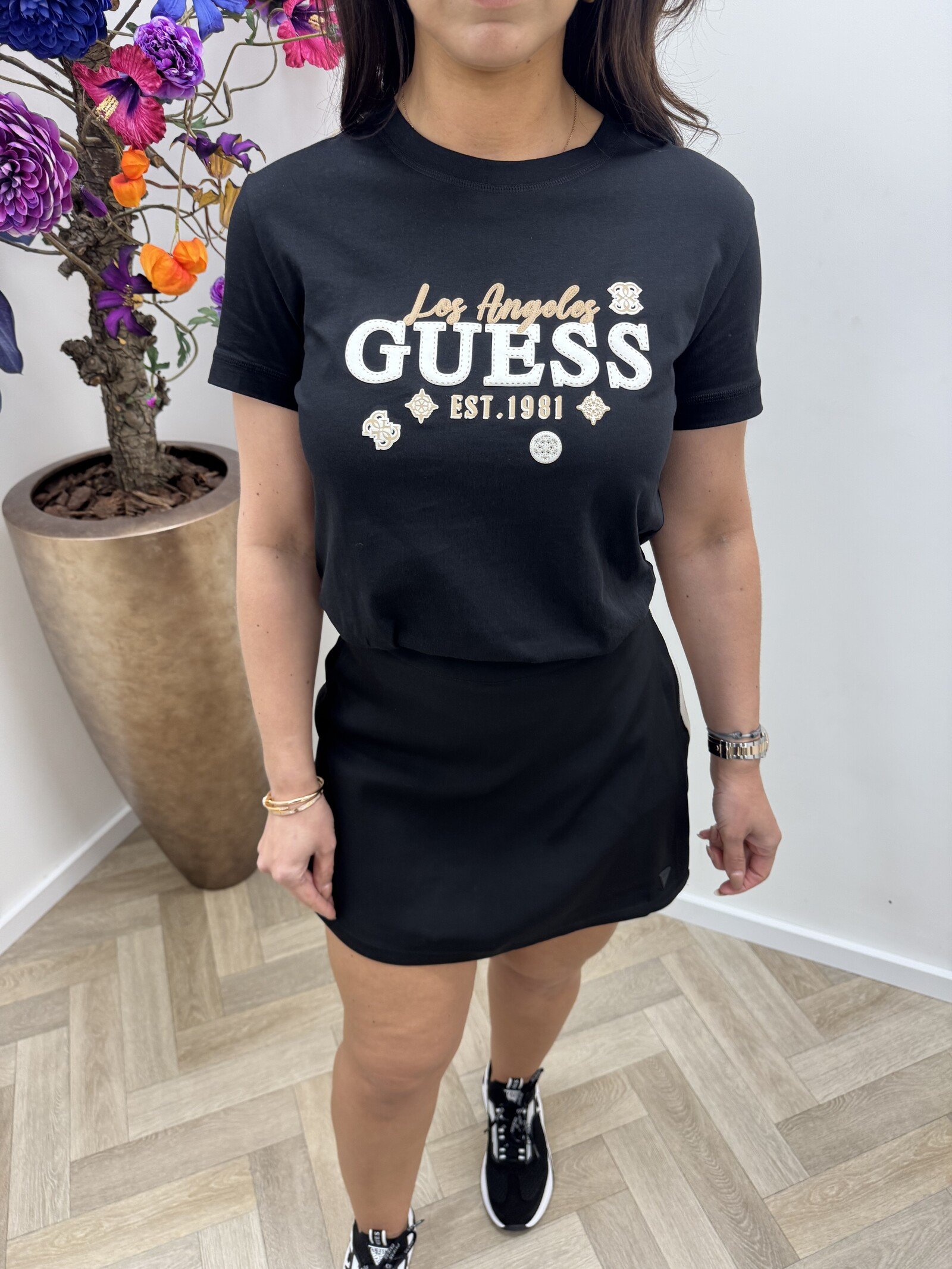 Guess T-shirt Agnes Black Guess 1109