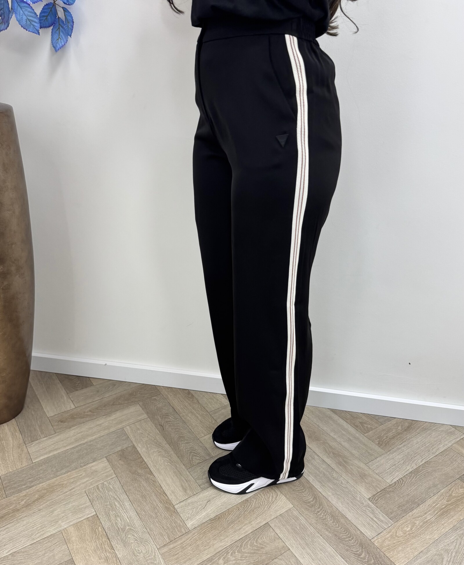 Guess Pants Straight Circe Black Guess 1139