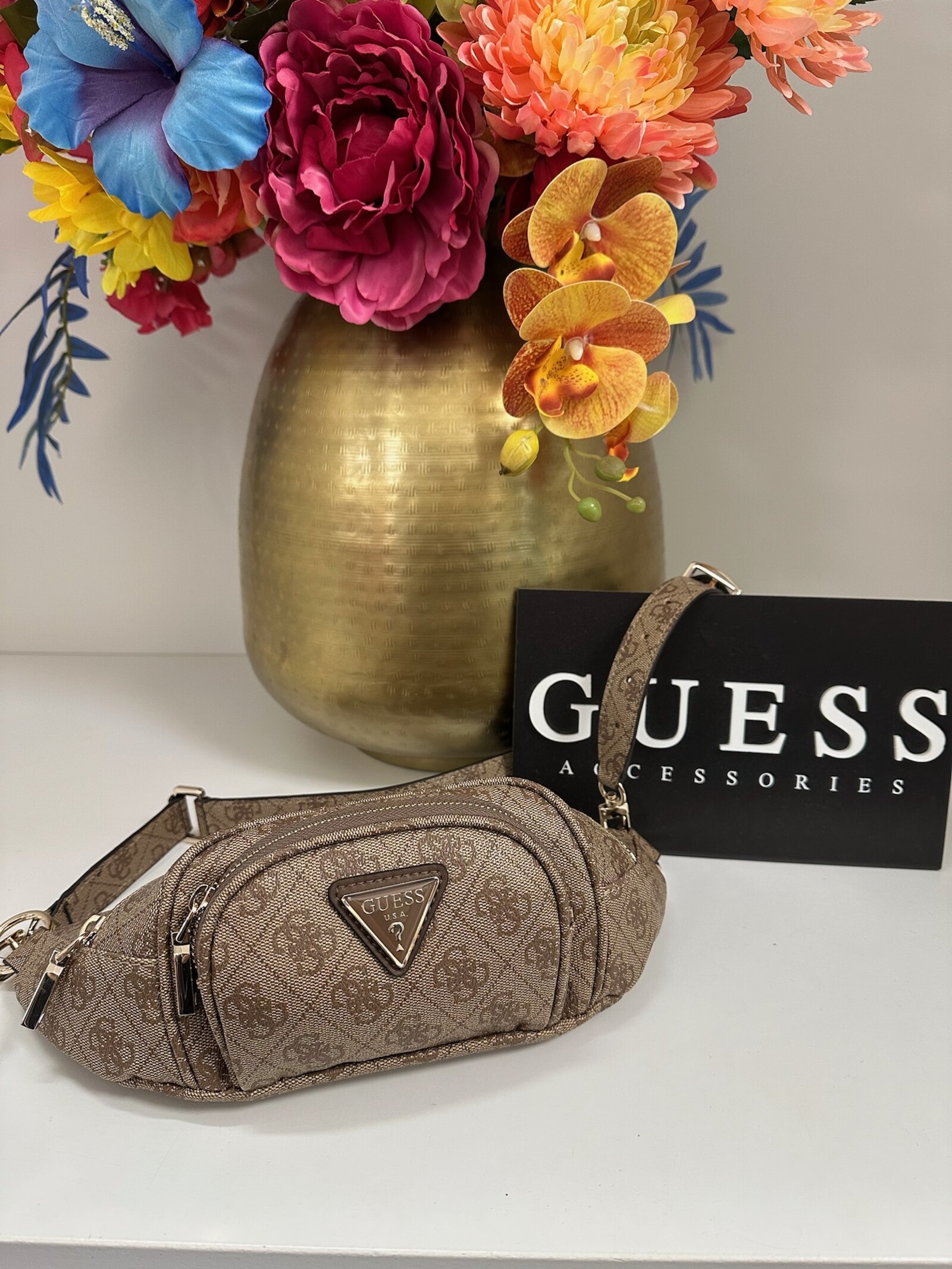Guess Bumbag Latona Latte Logo Guess 1163