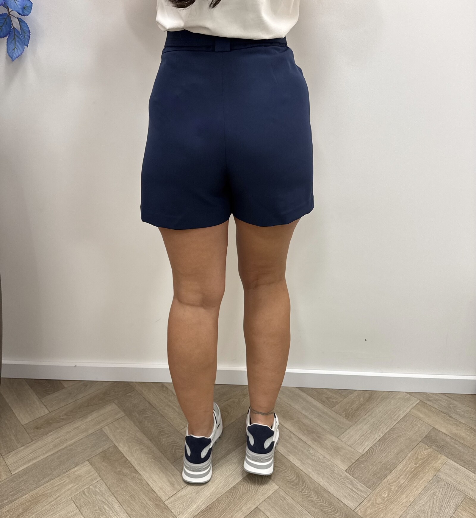 Guess Short Valentina navy Guess 1106