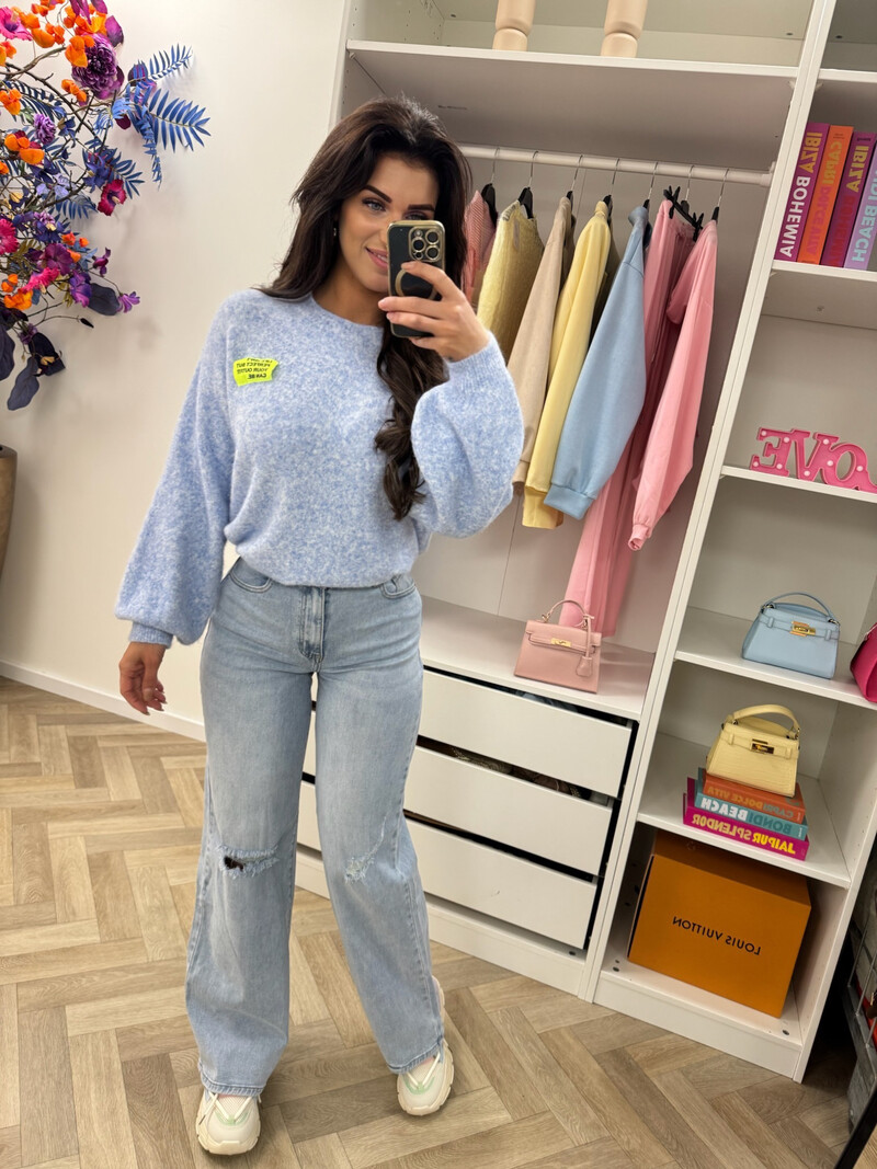 Trui embleem Amy Blue