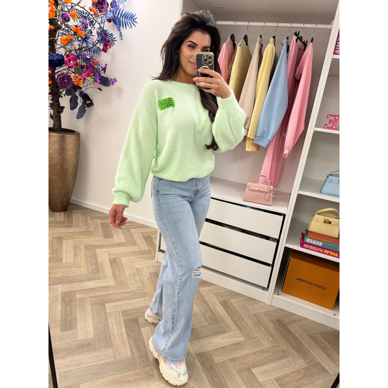 Trui embleem Amy Mint