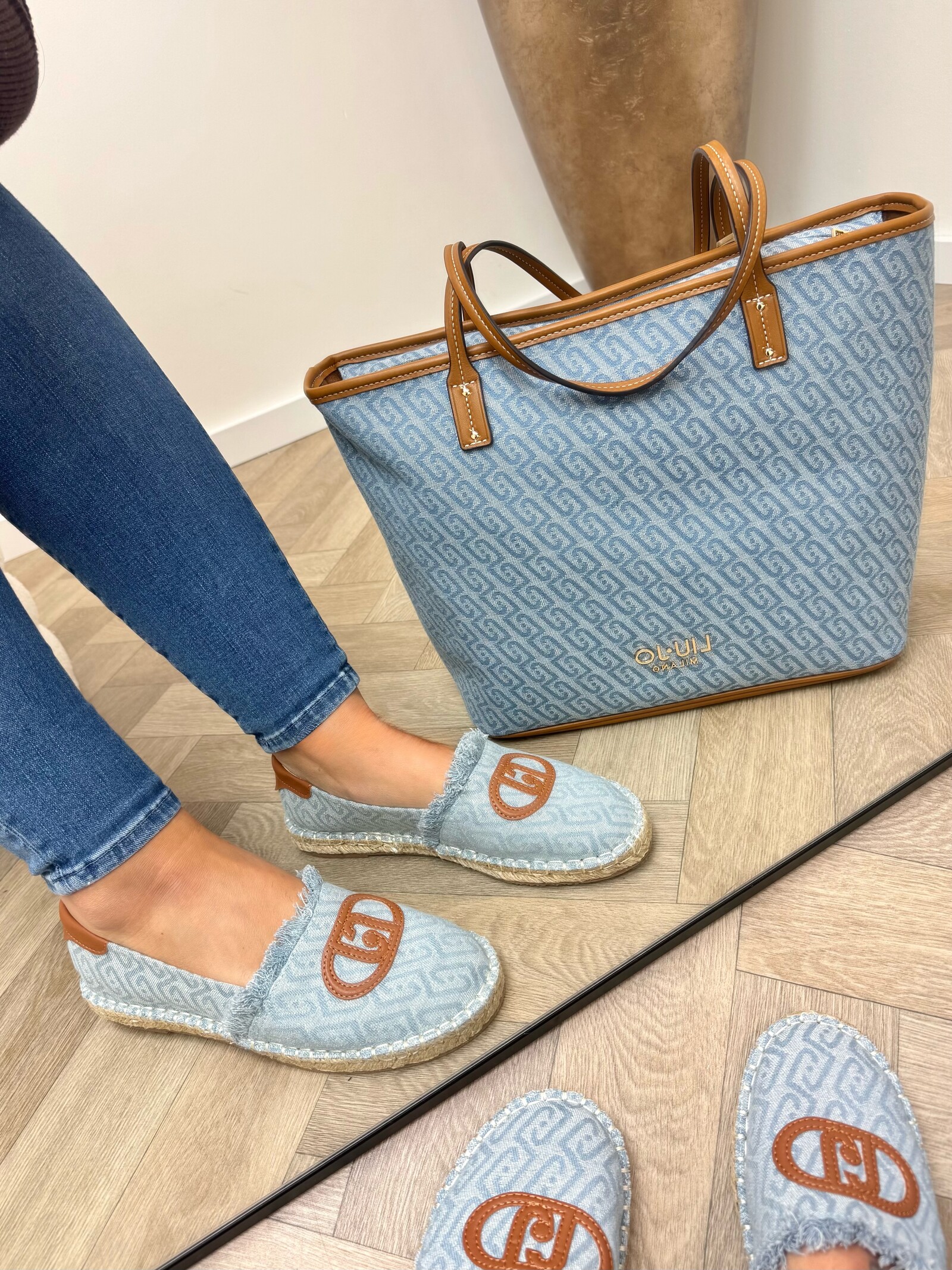 Liu-Jo espadrilles Monogram Denim Capri Liu Jo 1907