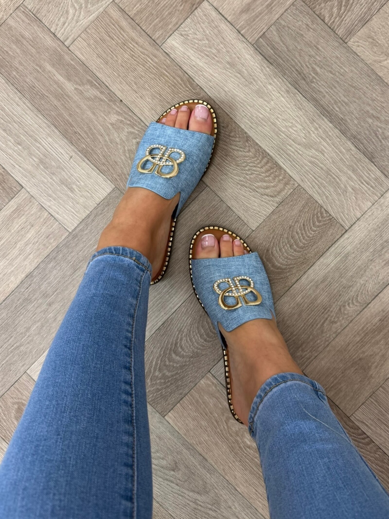 Slippers Gold Detail CH017 Blue