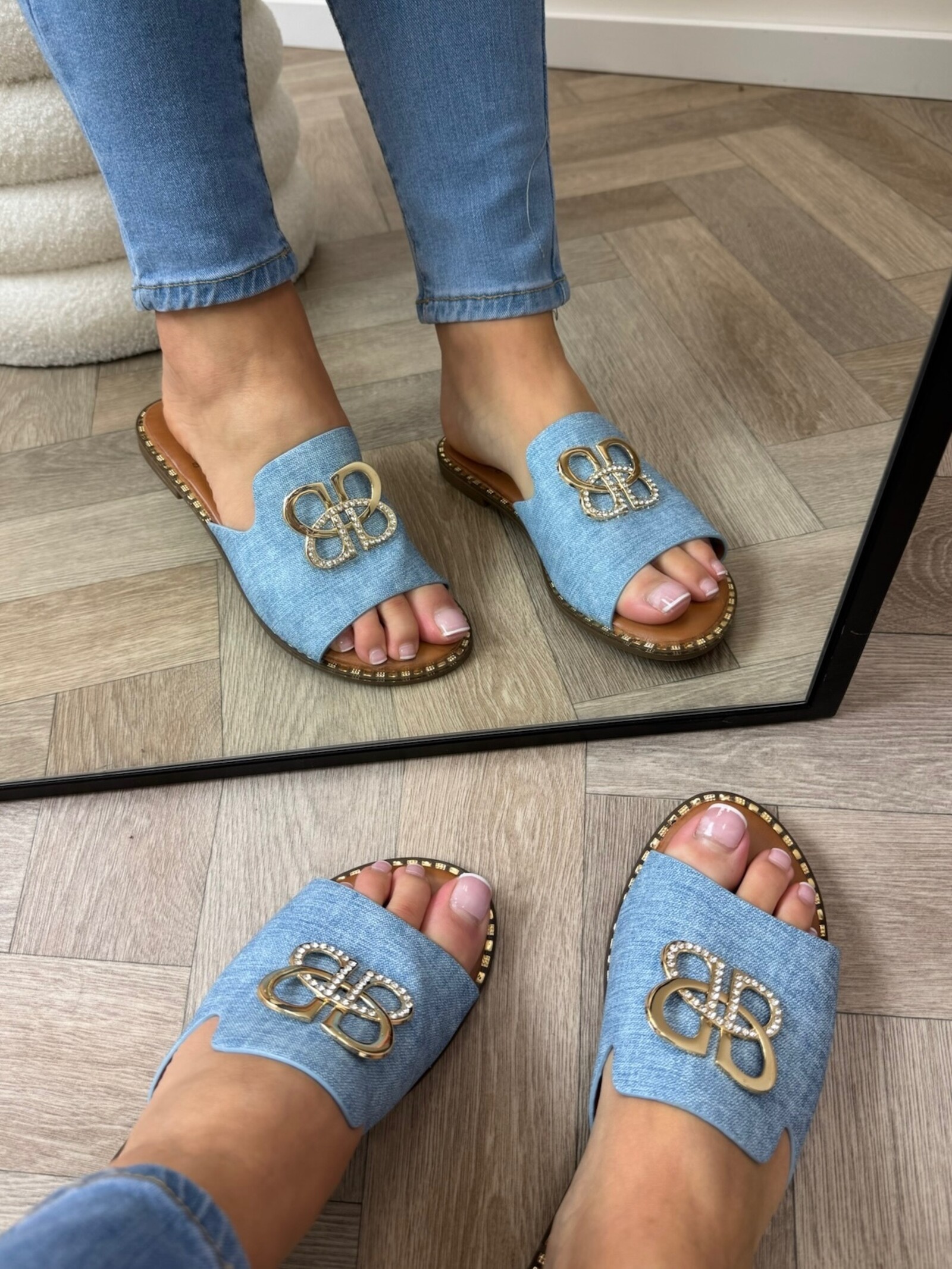 Slippers Gold Detail CH017 Blue