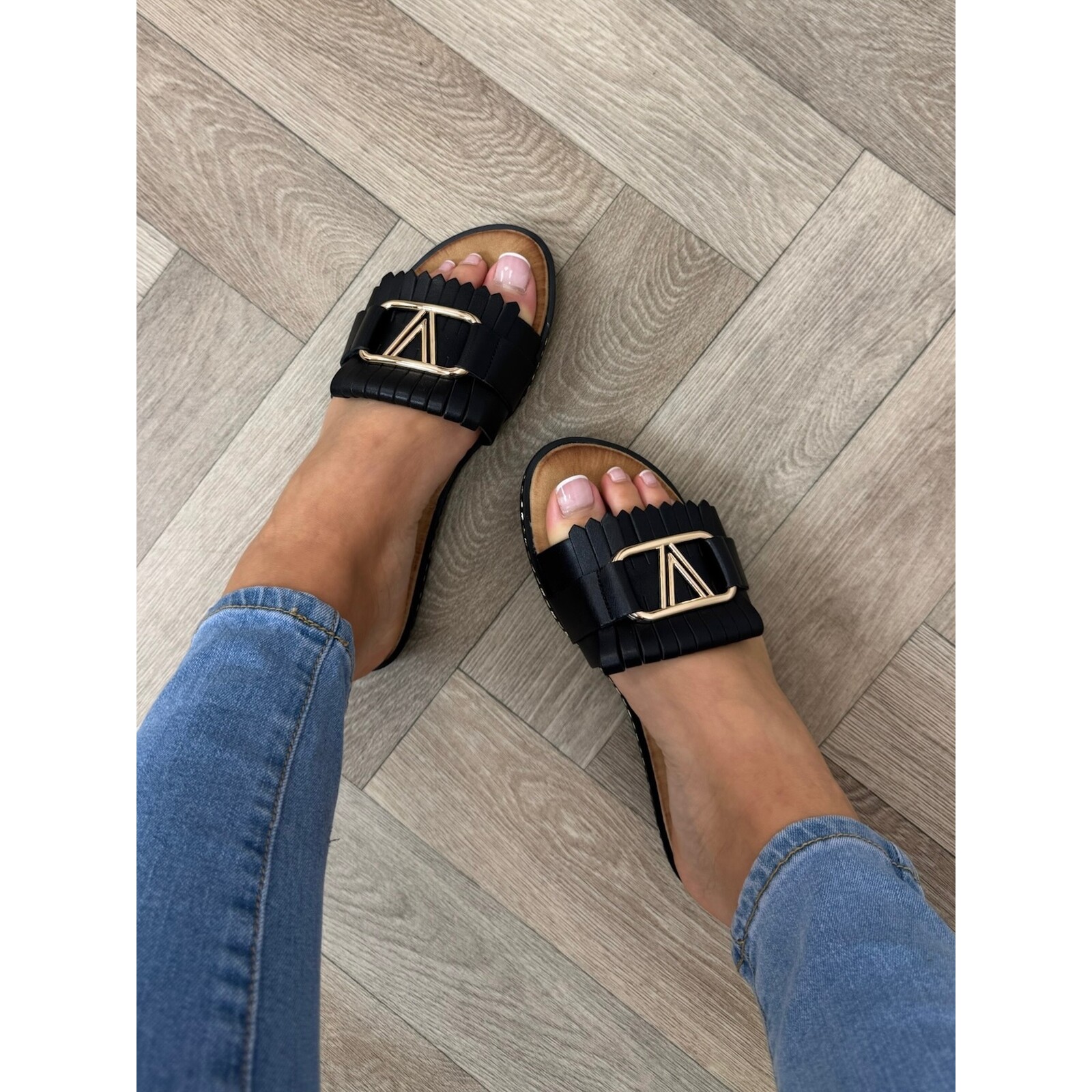 Slippers V Franje CH027 Black