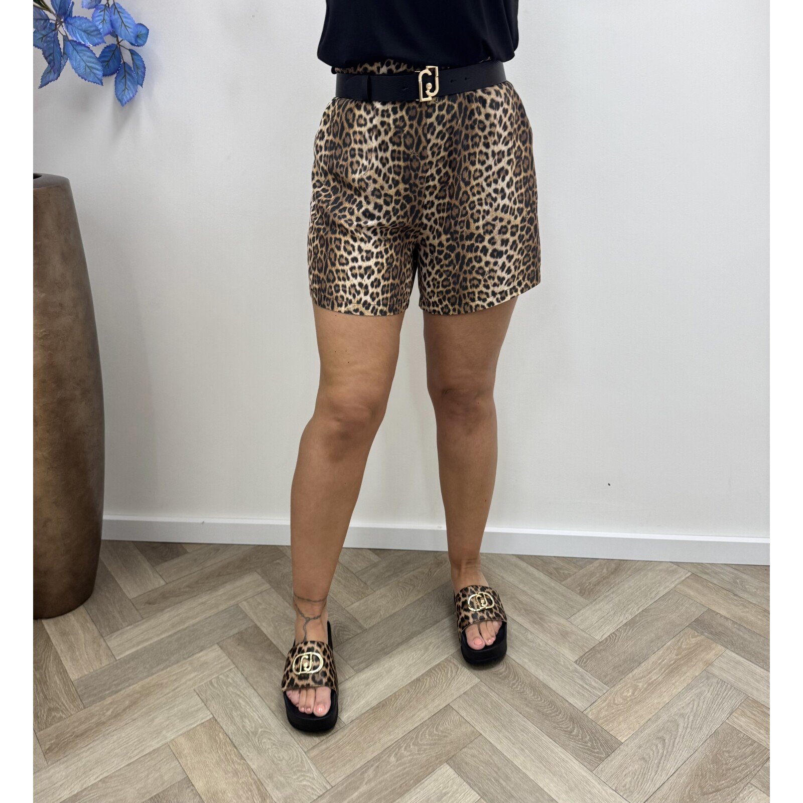 Liu-Jo Short Leopard Satin  Liu Jo 1933