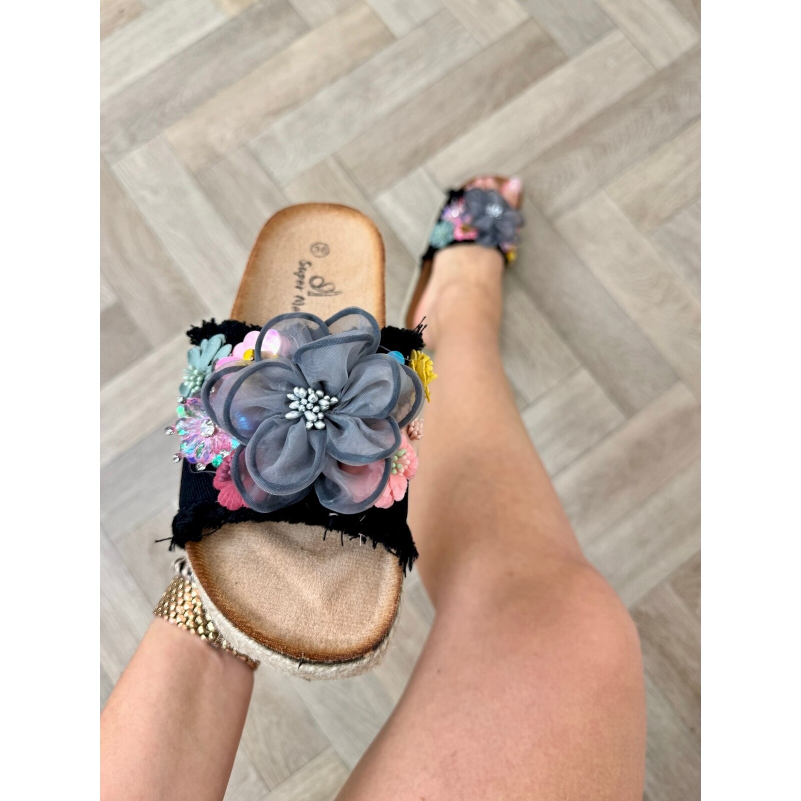 Slippers Flowers Colors AM-307 Black