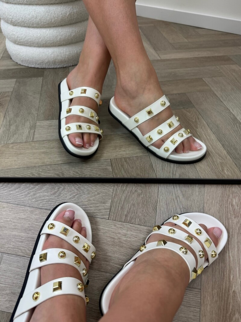 Slippers Gold Studs OM3523 White