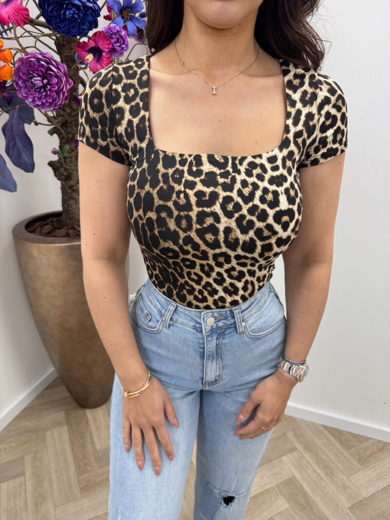 Travel top Leopard By Swan HS9175