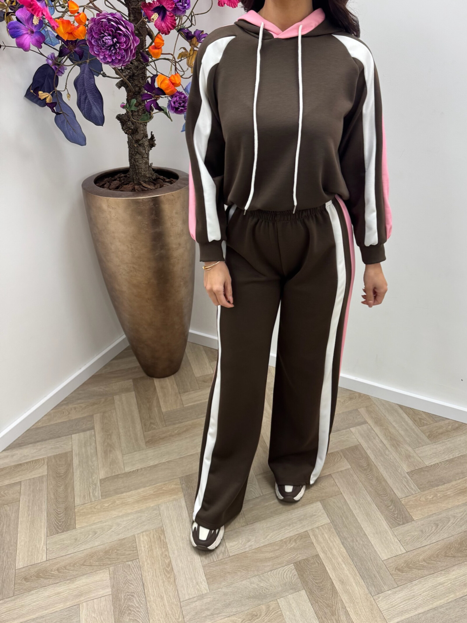 Joggingspak Mellie stripes Choco