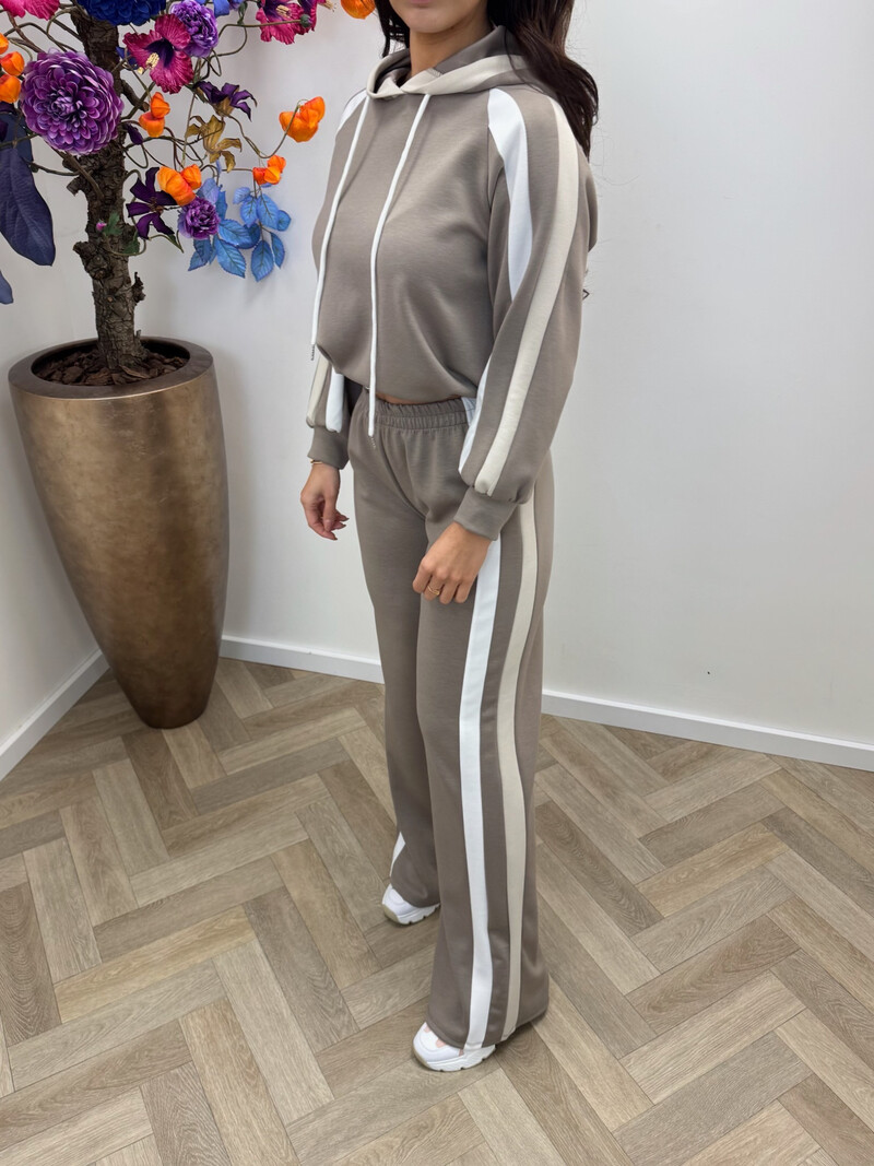 Joggingspak Mellie stripes Taupe