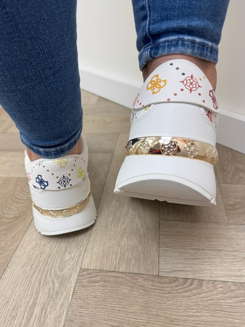 Sneakers Vinsa multi White Guess 1216