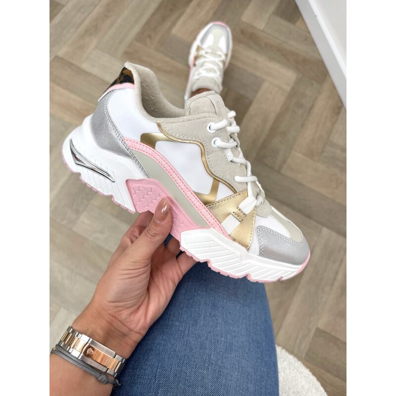 Sneakers Carrl17 White pink Guess 1218