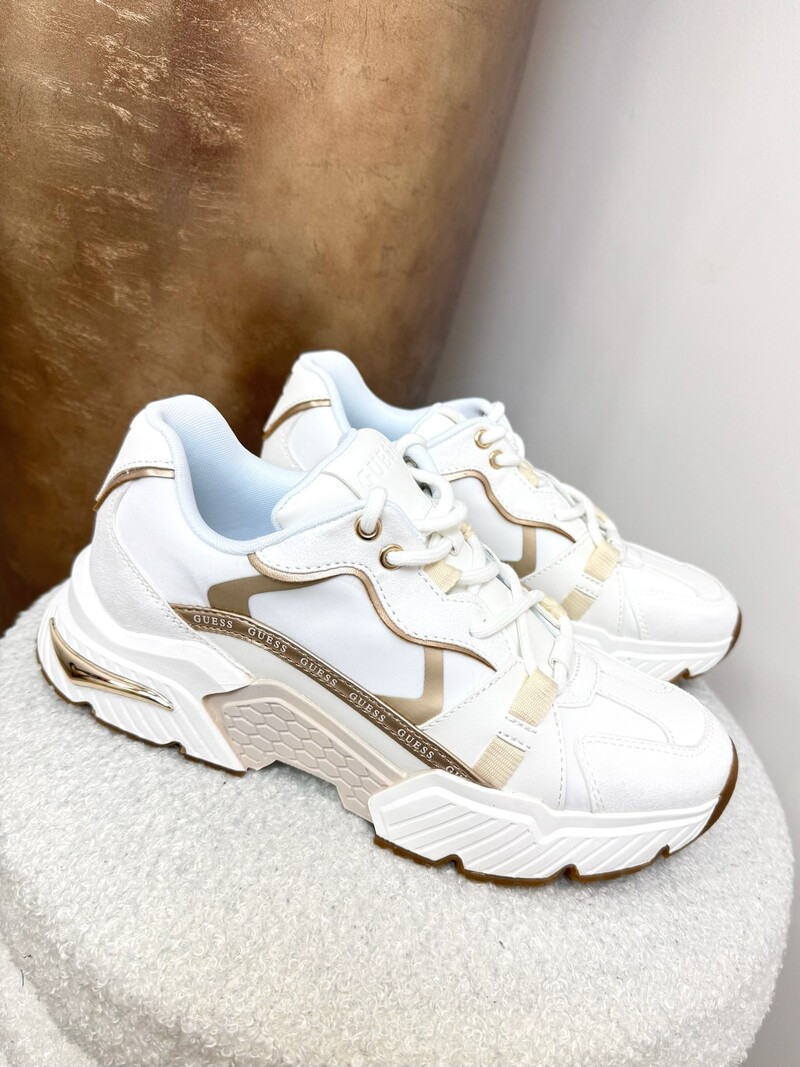 Sneakers Carrl17 White gold Guess 1217