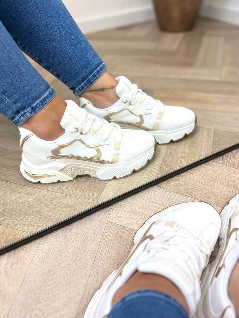 Sneakers Carrl17 White gold Guess 1217