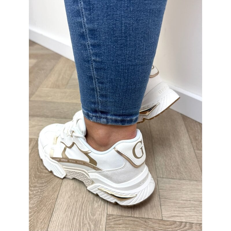 Sneakers Carrl17 White gold Guess 1217