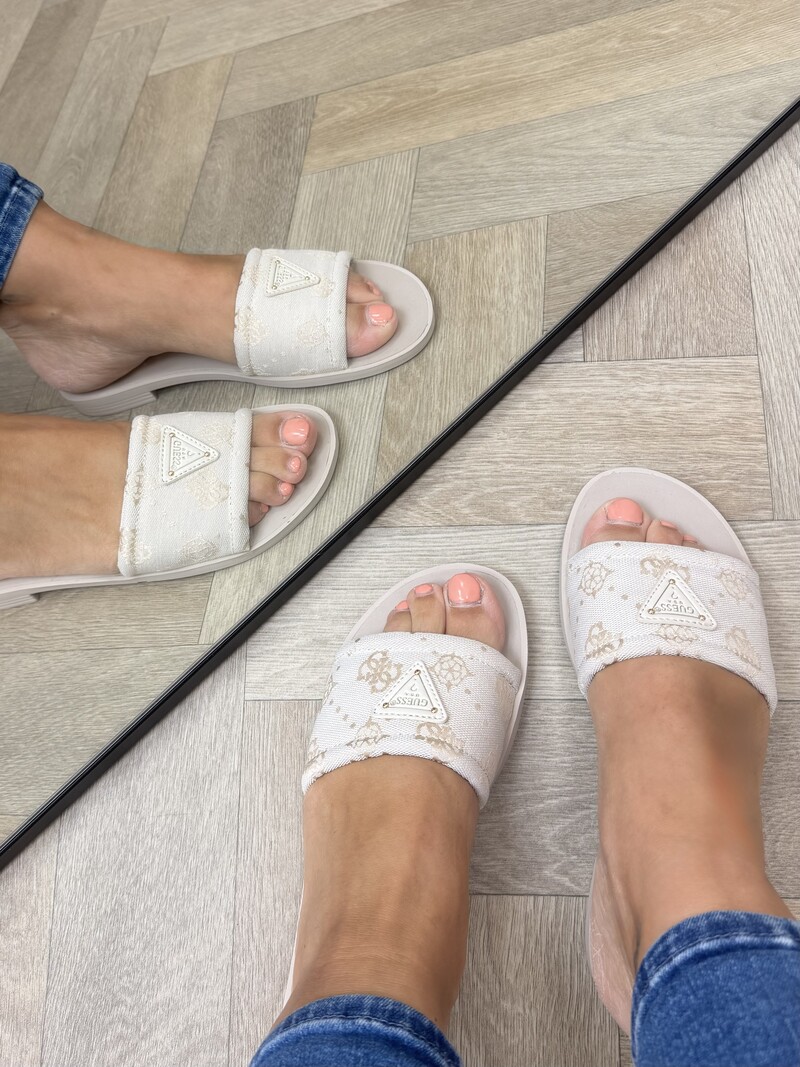 Slippers Elysone beige Guess 1215