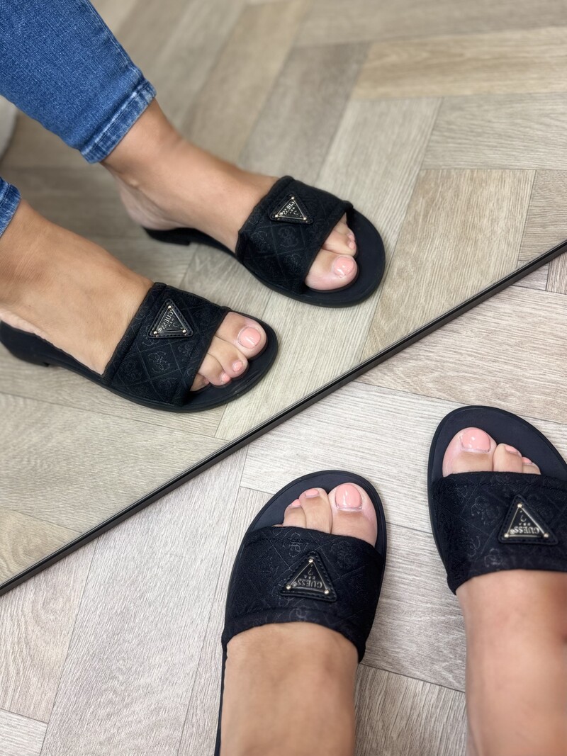 Slippers Elysone Black Guess 1213