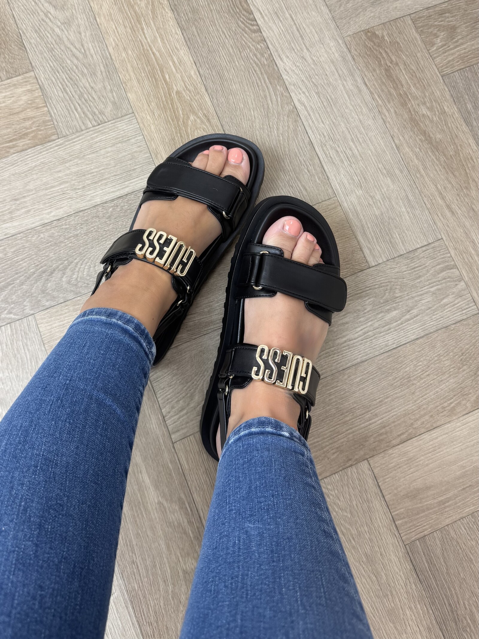 Guess Sandaal Fabelis black gold Guess 1210