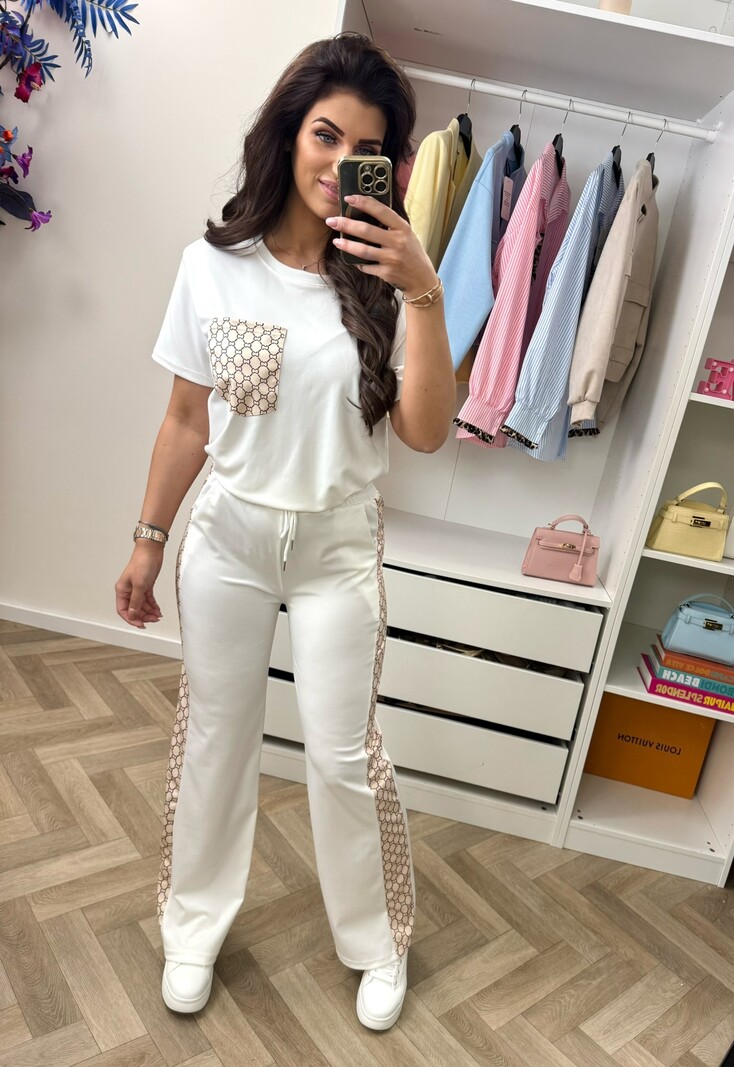 Set Designer look 813 White