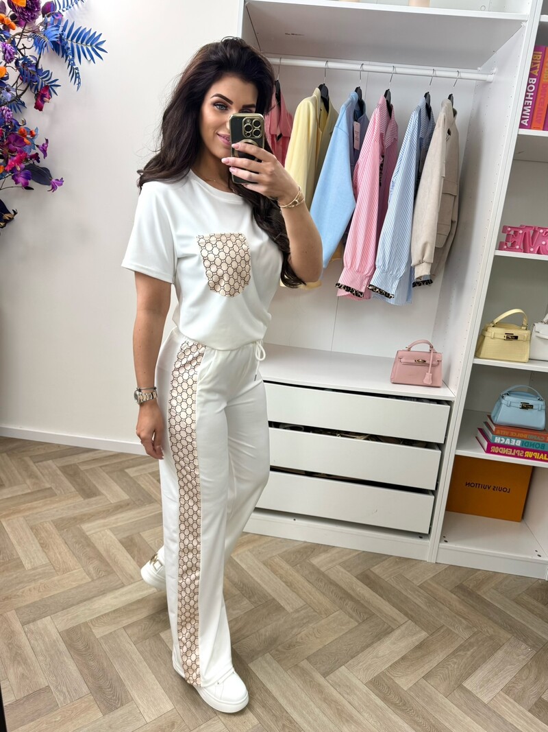 Set Designer look 813 White