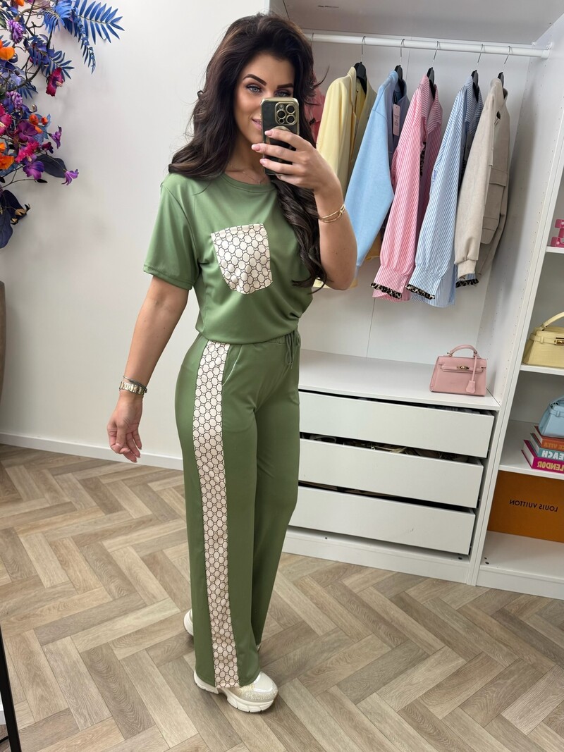 Set Designer look 813 Green
