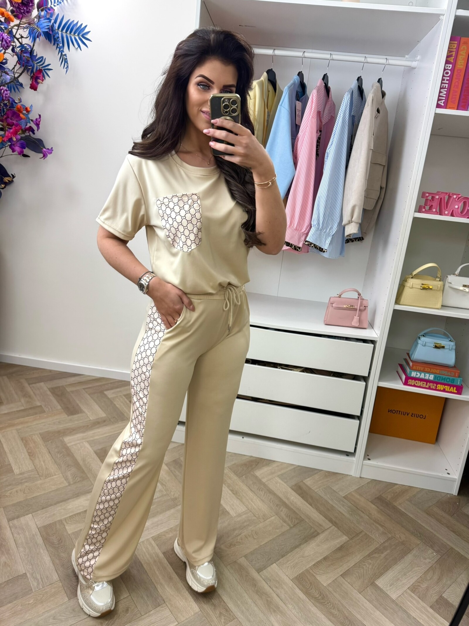 Set Designer look 813 Beige
