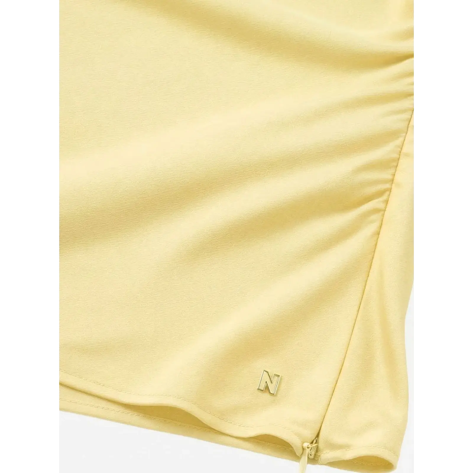 Nikkie Top Provo Satin Lemonade Nikkie