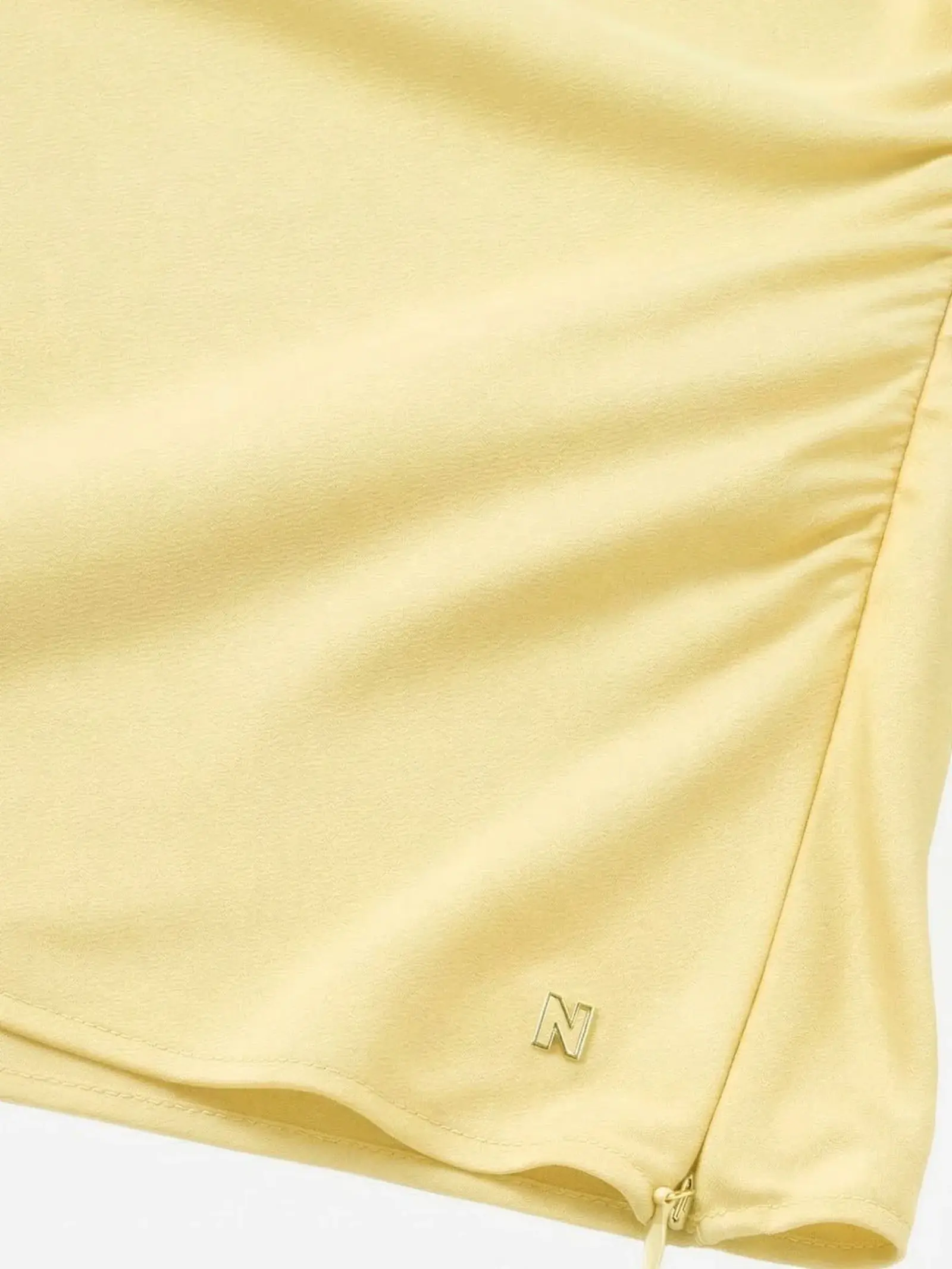 Nikkie Top Provo Satin Lemonade Nikkie