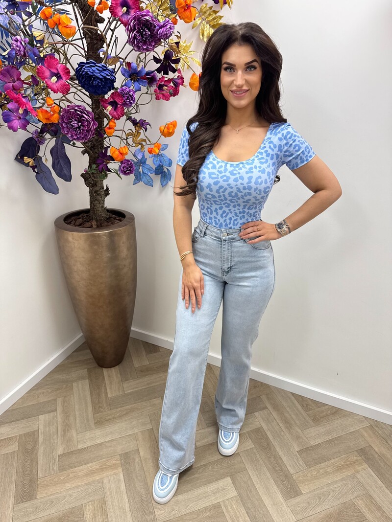 Travel Leopard body Blue