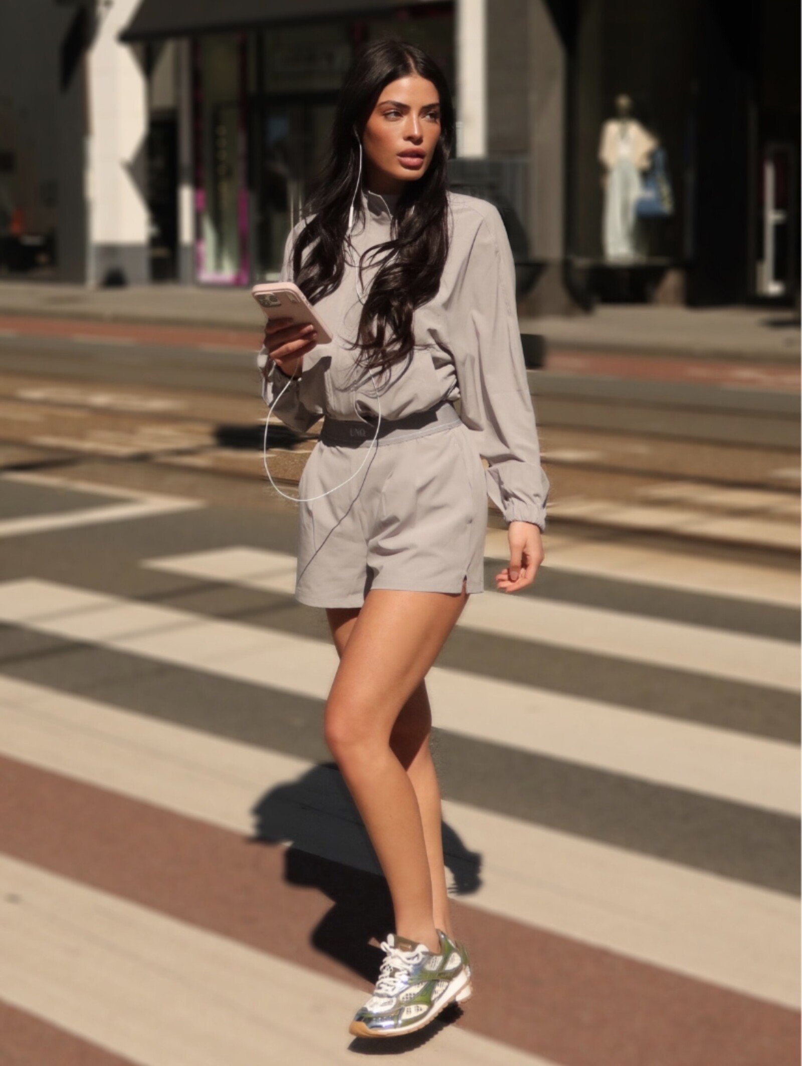 Unique The Label Gigi Short Unique The Label Light Grey